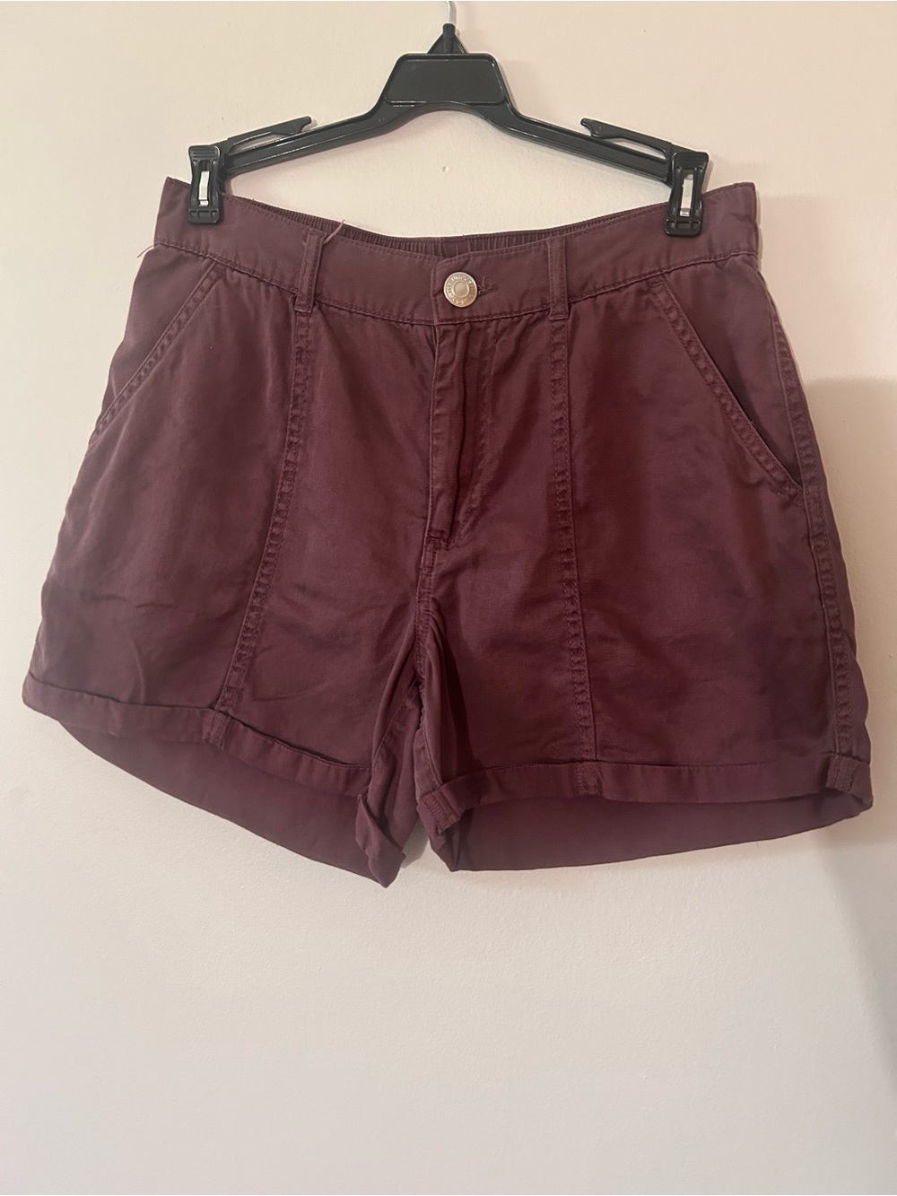 Maurice’s Casual High-Rise Burgundy Shorts.
